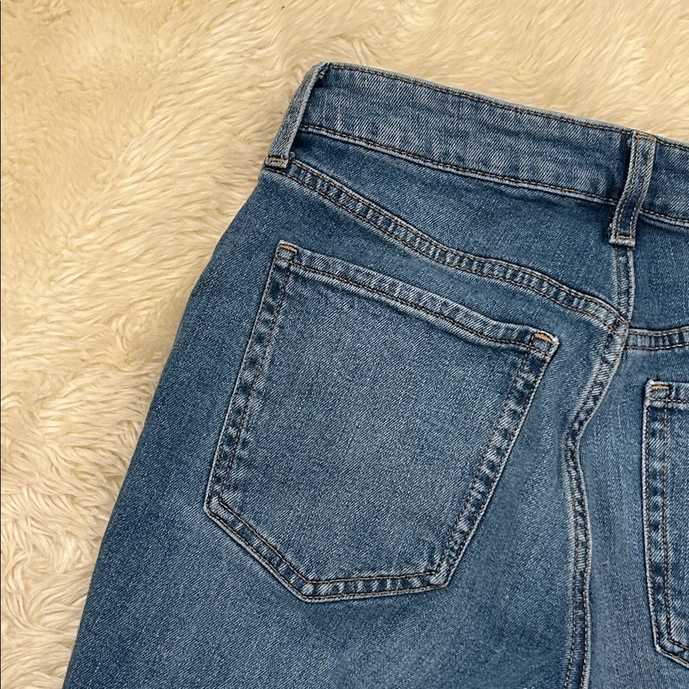 Old Navy OG Straight High Rise Jeans Size 8 - Picture 7 of 11